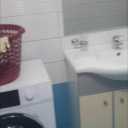 Apartment For Rent Bejo Polisi i Vogel