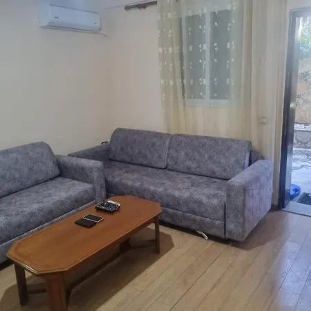 Apartment For Rent Bejo Polisi i Vogel